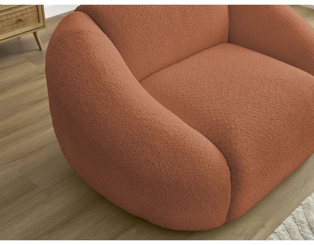 Pomarańczowy fotel z materiału bouclé Tina – Bobochic Paris