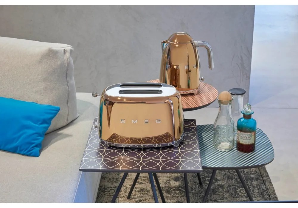 Toster w kolorze różowego złota 50's Retro Style – SMEG