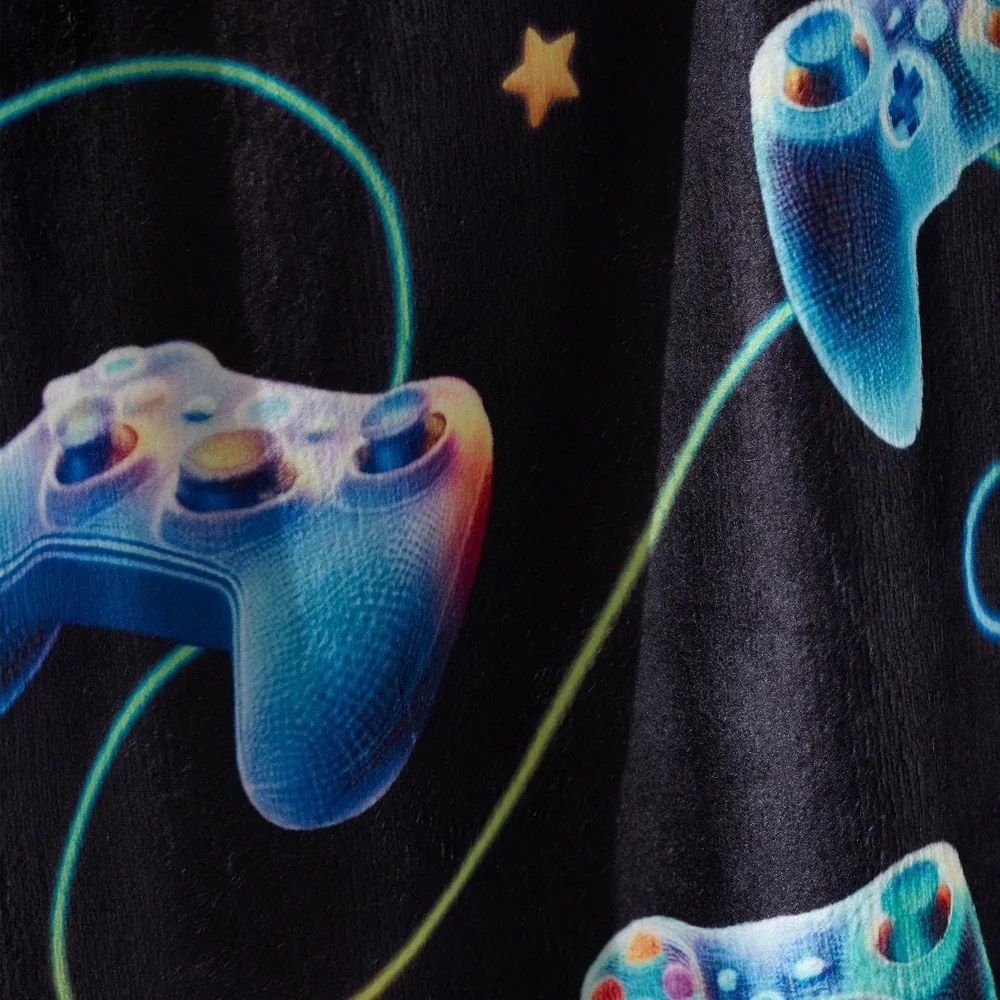 Czarno-niebieski koc dziecięcy z mikropluszu 130x170 cm Gamer – Catherine Lansfield