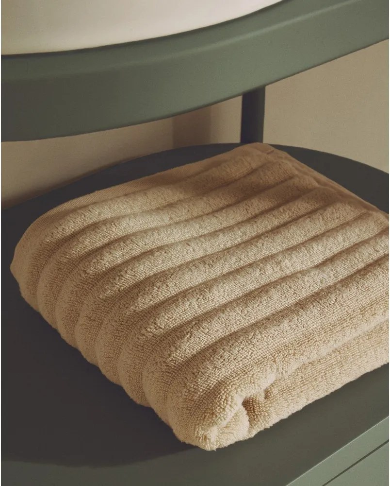 Beżowy bawełniany ręcznik frotte 50x90 cm Navira – Kave Home