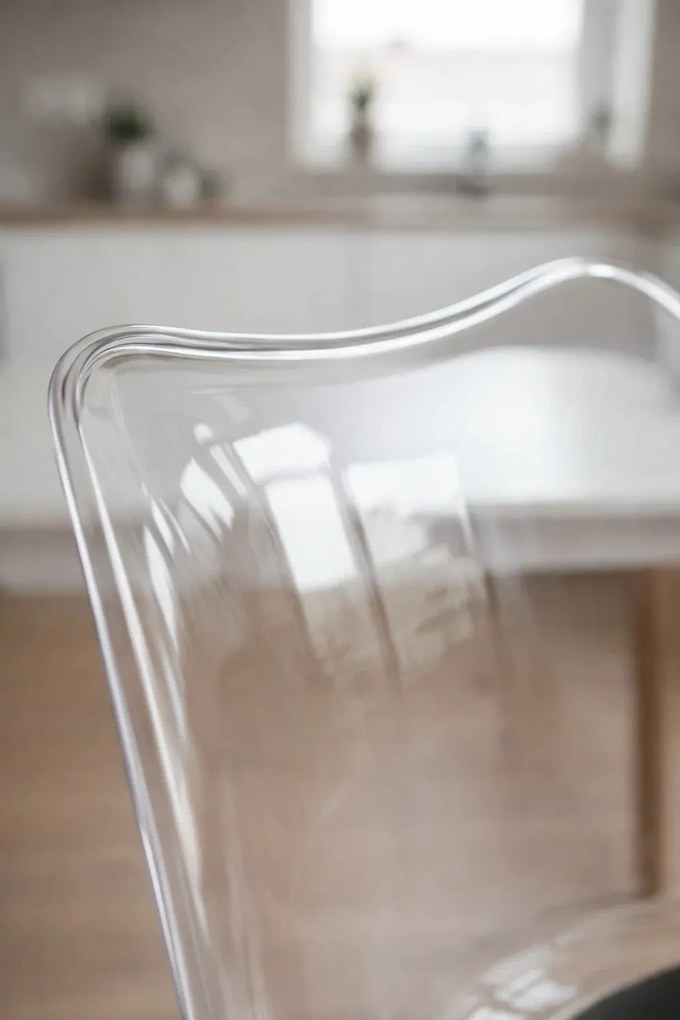 Przezroczyste siedzisko krzesa Synk