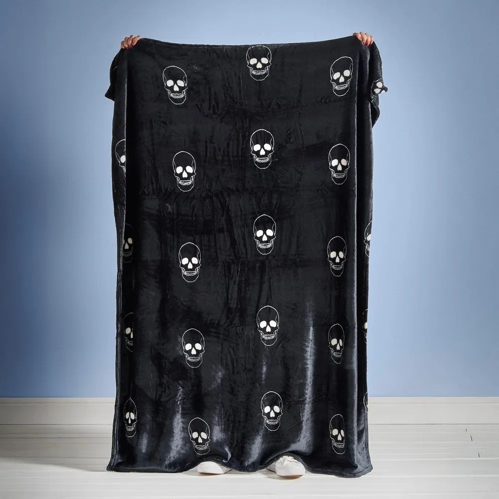 Ciemnoszary koc dziecięcy z mikropluszu 130x170 cm Skulls – Catherine Lansfield