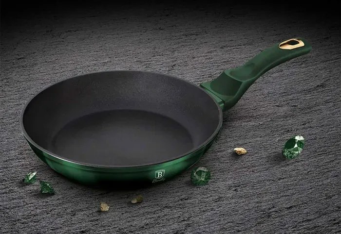 Tytanowa patelnia z silikonową rączką 28cm B4-Z82