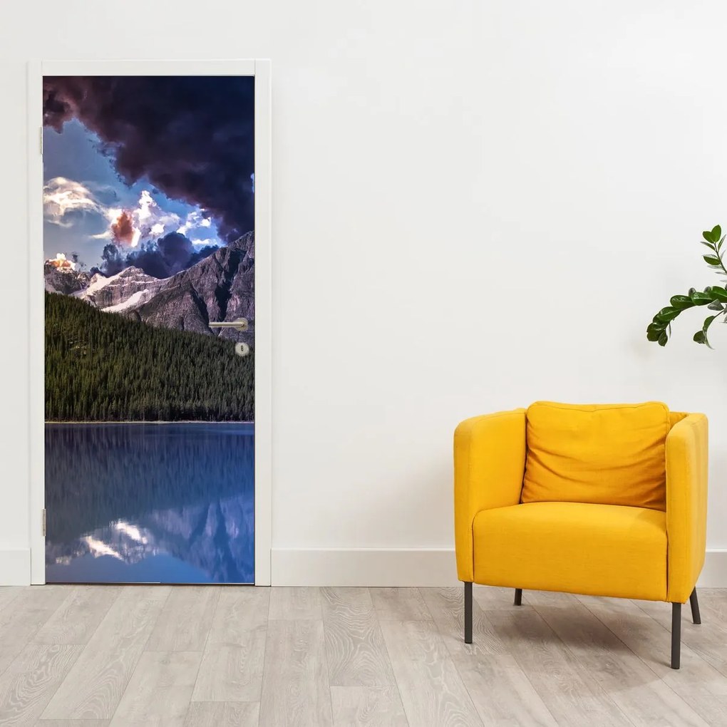 Fototapeta na drzwi - Jezioro i góry (95x205cm)