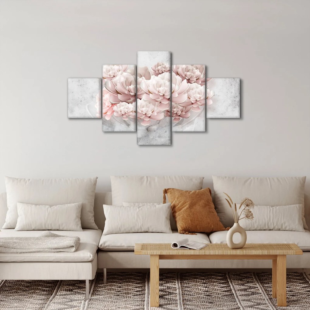 Obraz - Różowe kwiaty na ścianie (125x70 cm)