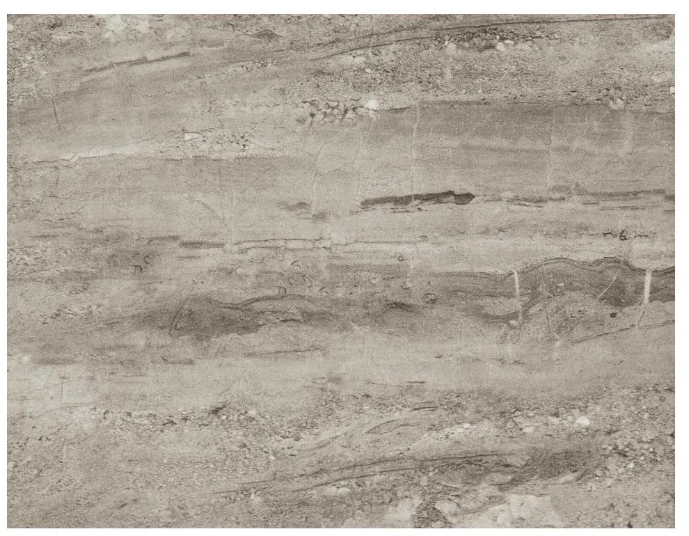 Jasnoszary stolik w dekorze marmuru 60x60 cm Solano – Actona