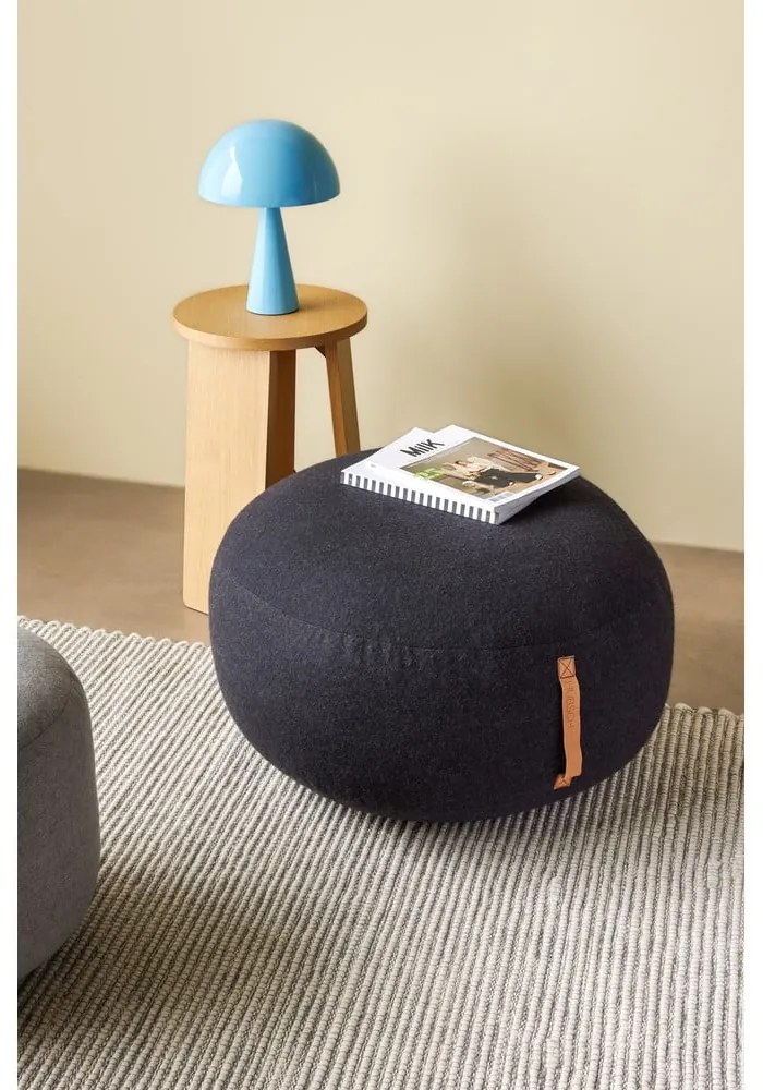 Jasnoniebieska lampa stołowa (wysokość 33 cm) Mush – Hübsch