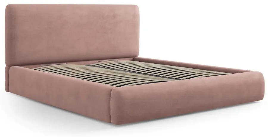 Różowe tapicerowane łóżko dwuosobowe ze schowkiem i stelażem 140x200 cm Colonel – Cosmopolitan Design
