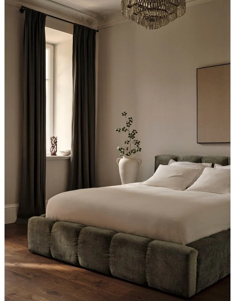 Zielone tapicerowane łóżko dwuosobowe ze schowkiem i stelażem 200x200 cm Lupine – Micadoni Home