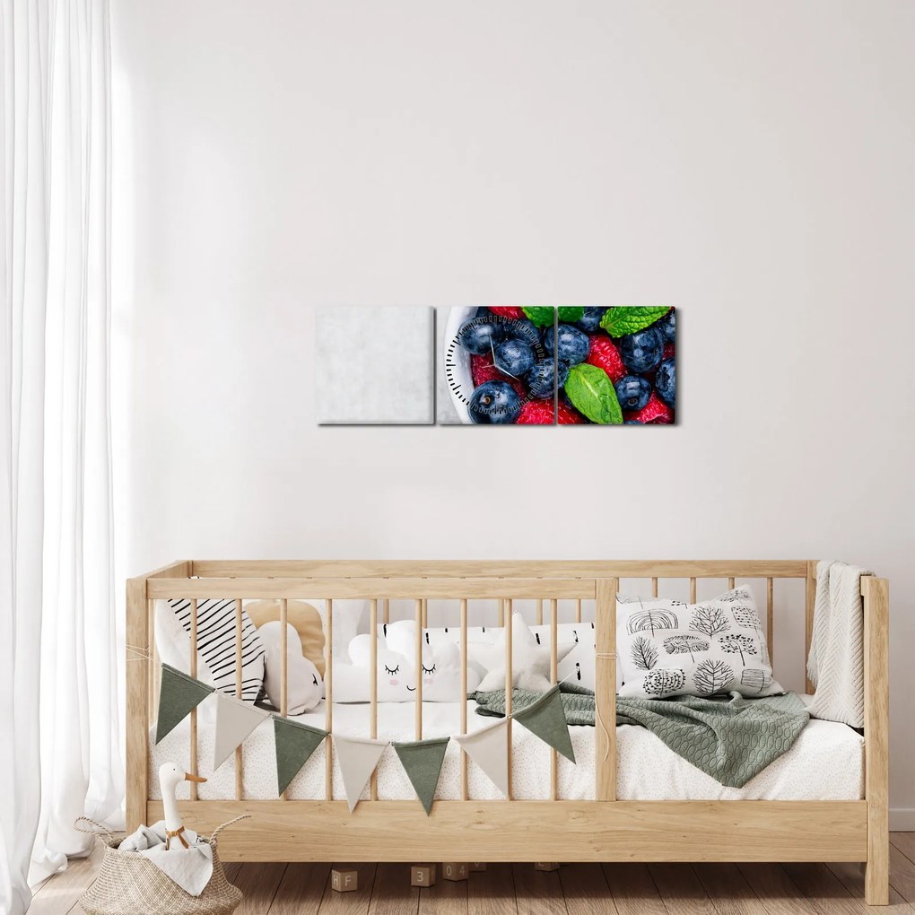 Obraz- miska z leśnymi owocami (z zegarem) (90x30 cm)
