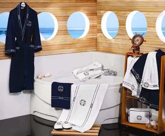 Męski szlafrok MARINE MAN w ozdobnym opakowaniu + ręcznik + kapcie S + kapcie (40/42) + ręcznik + box Biały