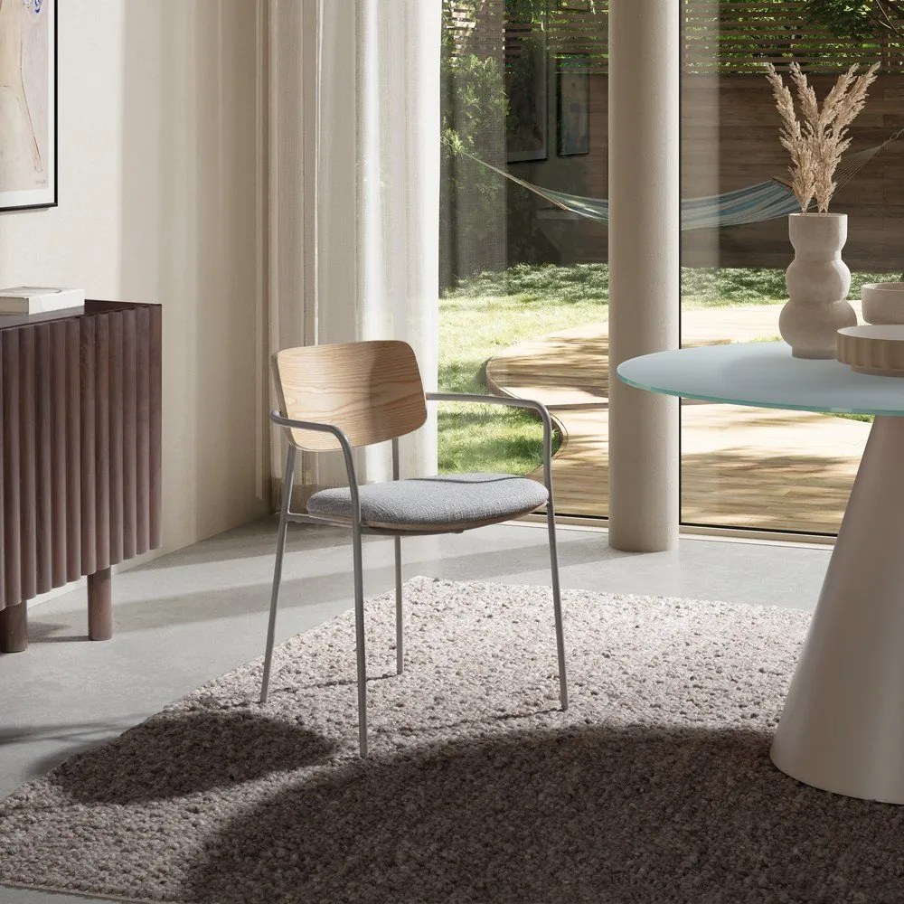 Jasnoszare/w naturalnym kolorze tapicerowane fotele jadalniane zestaw z podłokietnikami Nour – MOME