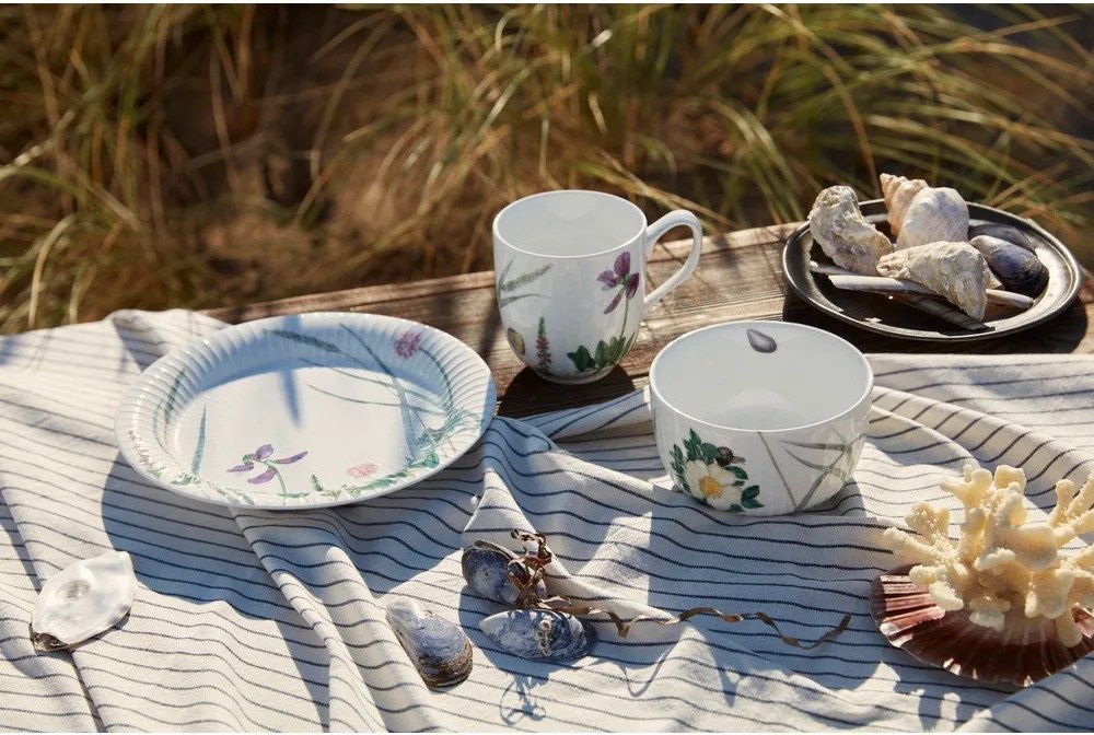 Biały porcelanowy kubek 330 ml Hammershøi Summer – Kähler Design