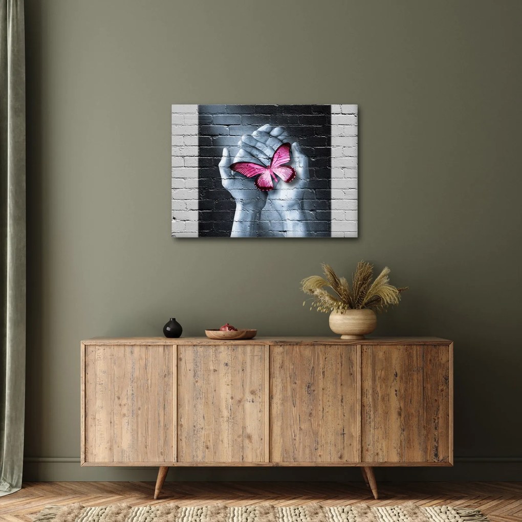 Obraz - Różowy motyl w ścianie (70x50 cm)