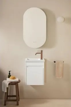 Zestaw Wiszących Mebli Łazienkowych Zintegrowany Z Umywalką Narek Biała & Owalny Z Miejscem Do Przechowywania - Sklum