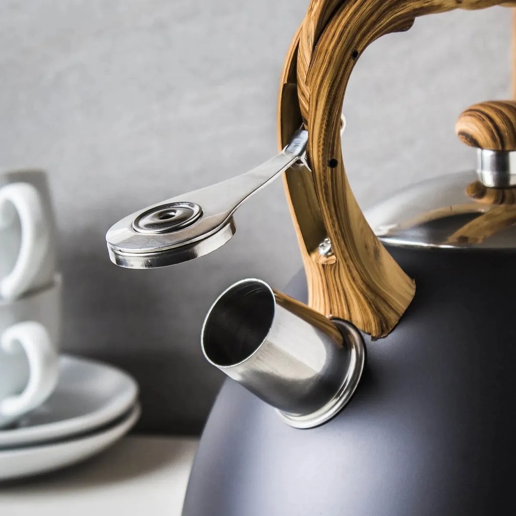 Florina Czajnik Frank 2,5 l, czarny