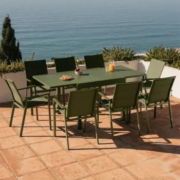 Zestaw Stołu 90-180x90 Cm Rozkładanego Z Aluminium Starmi Oraz 8 Sztaplowanych Krzeseł Ogrodowych Z Aluminium Karena Intensywny Verde Olive - Sklum