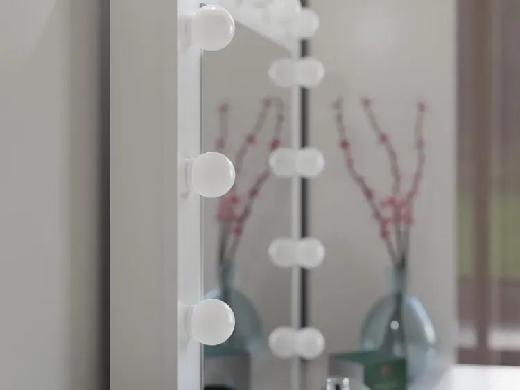 Kaszmirowa toaletka LED z ryflowanymi szufladami - Wenus 7X