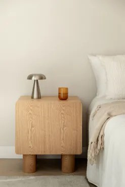 Zestaw 2 Prostokątnych Szafek Nocnych 50x40 Cm Z Mdf I Forniru Gumeri Naturalna - Sklum