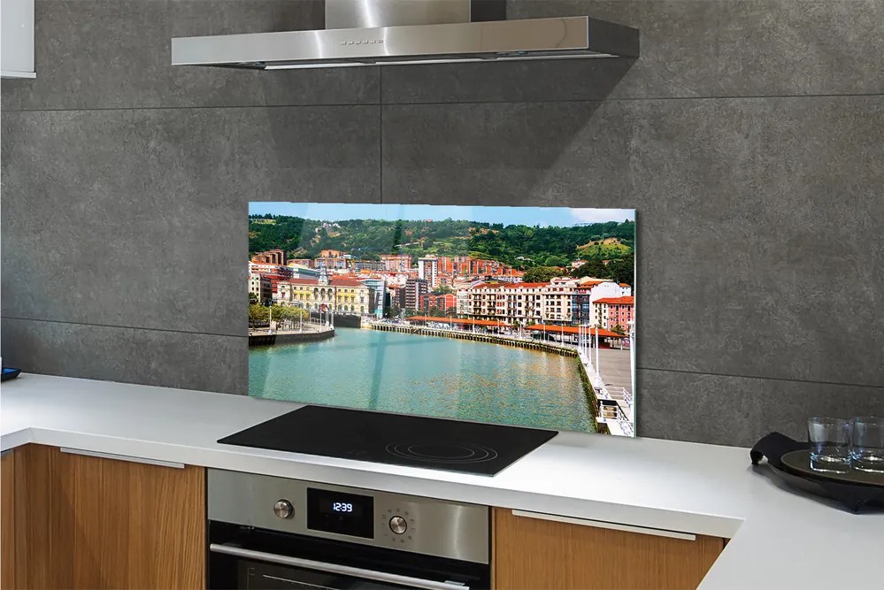 Panel nad Blat Kuchenny Miasto w Dolinie Górskiej Rzeki