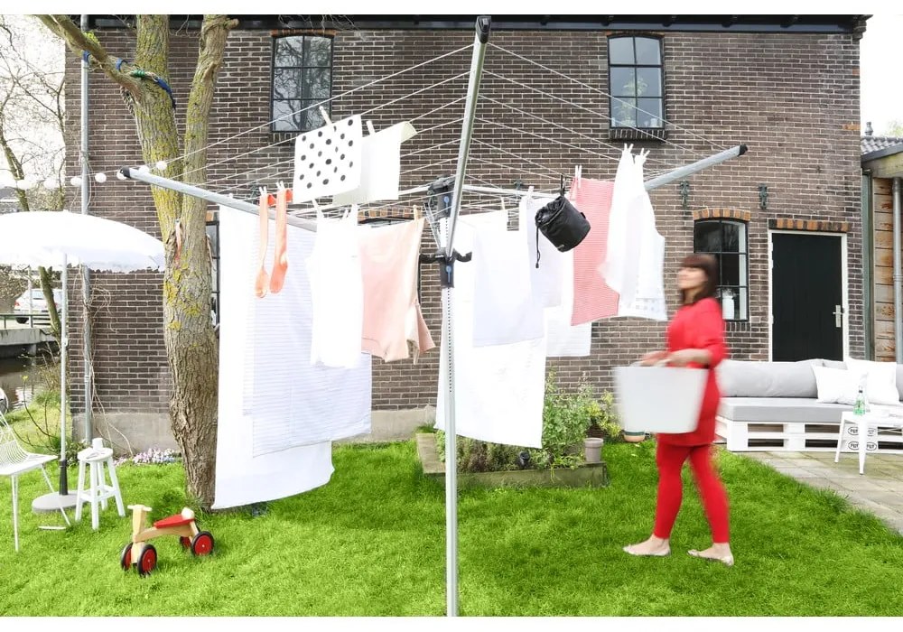 Ogrodowa suszarka na pranie w kolorze srebra 50 m Lift-o-Matic Advance – Brabantia