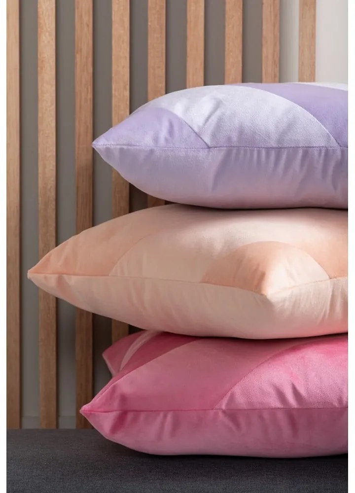 Aksamitna poduszka dekoracyjna 45x45 cm Tono – PT LIVING