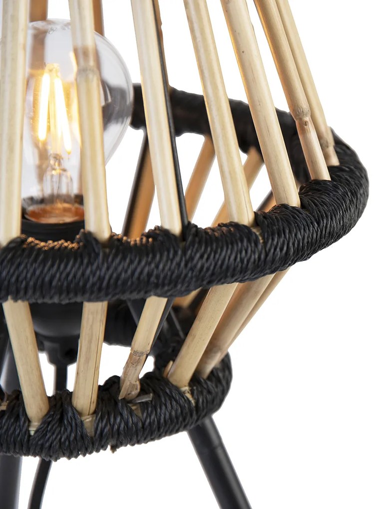 Rustykalna lampa stołowa na trójnogu z bambusa z czarnym wykończeniem - EvalinKolonialny Oswietlenie wewnetrzne
