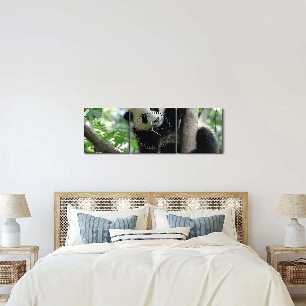 Obraz - Panda na drzewie (z zegarem) (90x30 cm)