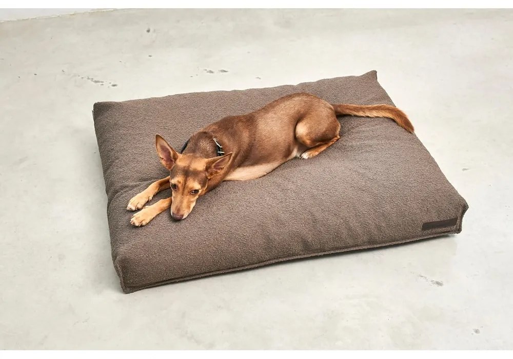 Brązowy materac dla psów z materiału bouclé 120x90 cm Mondo Chocolate L – MiaCara