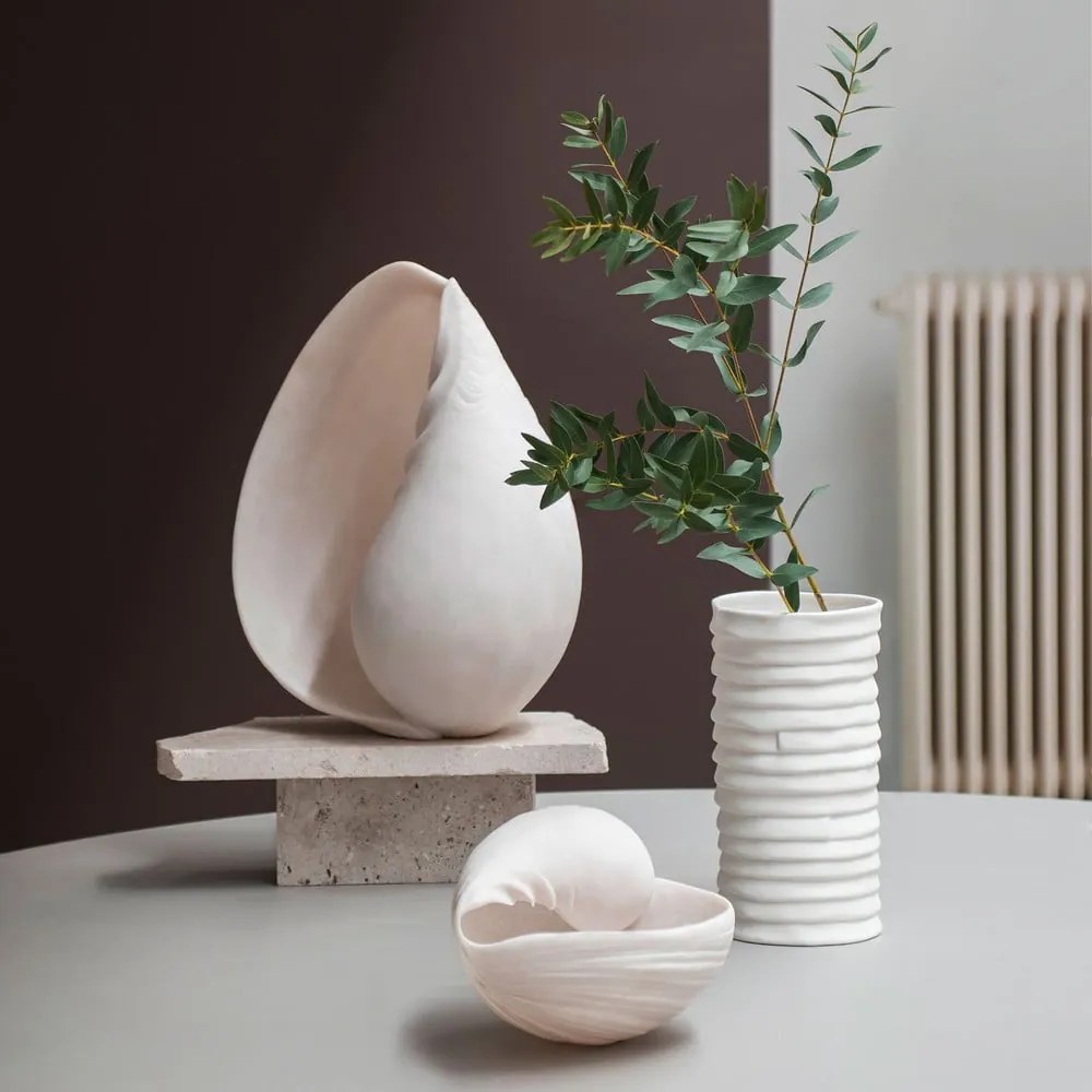 Figurka z żywicy polimerowej (wysokość 30,5 cm) Conch – Mette Ditmer Denmark