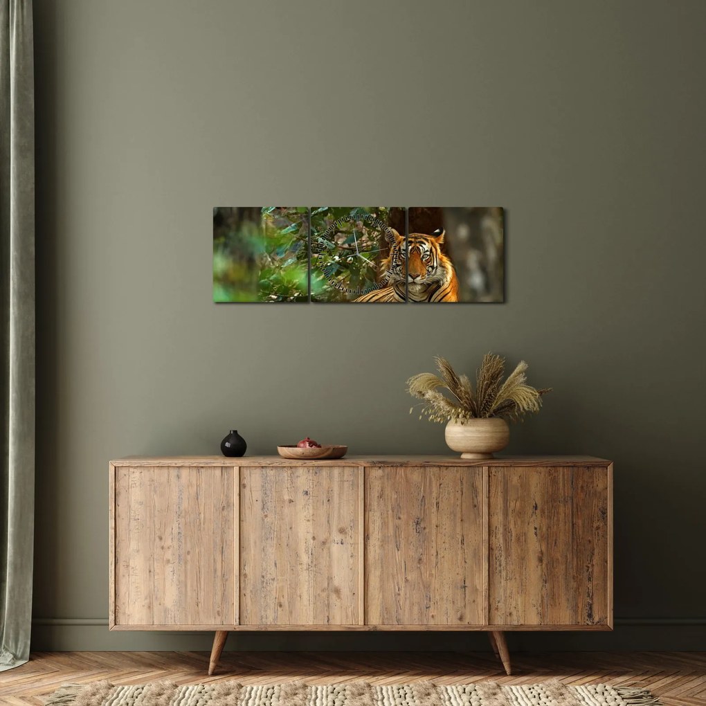 Obraz odpoczywającego tygrysa (z zegarem) (90x30 cm)