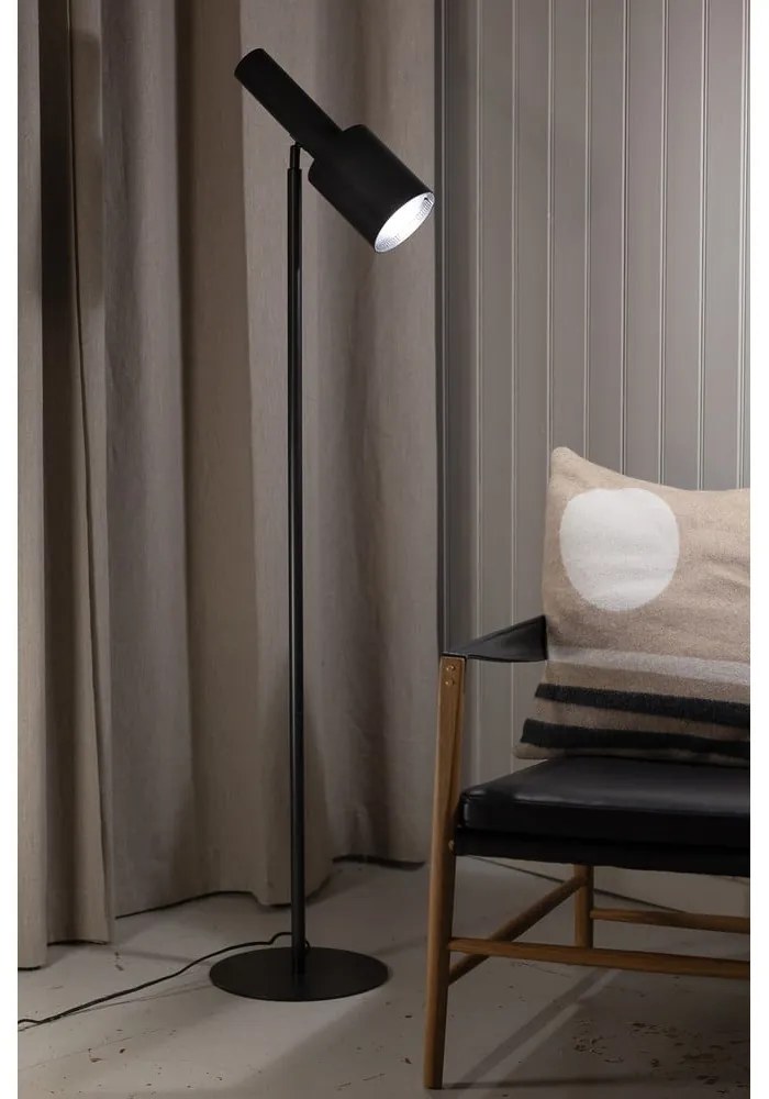 Czarna lampa stojąca (wysokość 143 cm) Ozzy – Markslöjd
