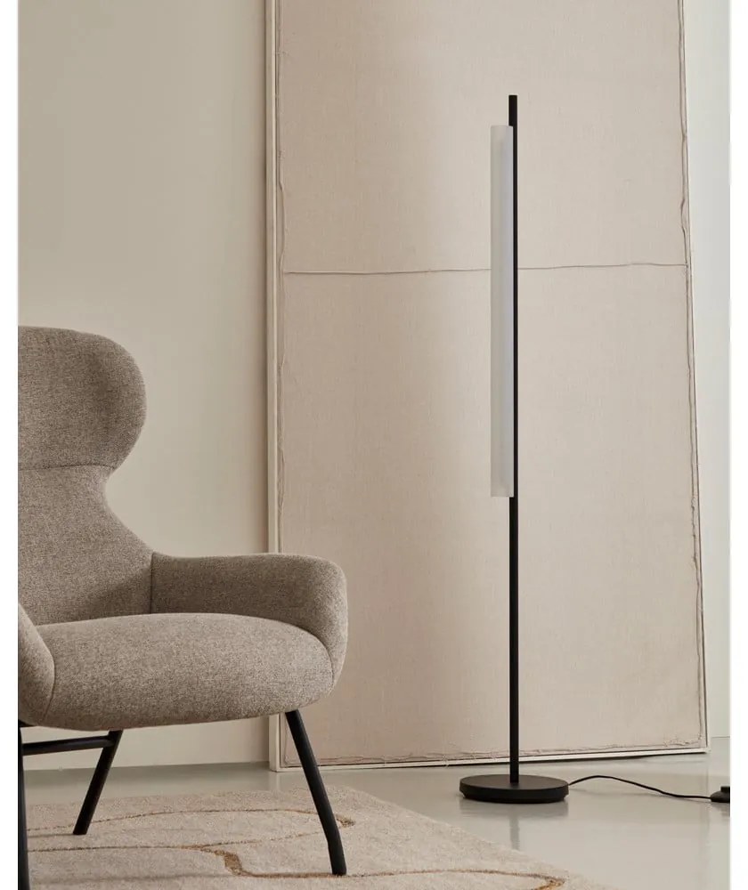 Czarno-biała lampa stojąca LED ze szklanym kloszem (wysokość 150 cm) Vauxall – Kave Home
