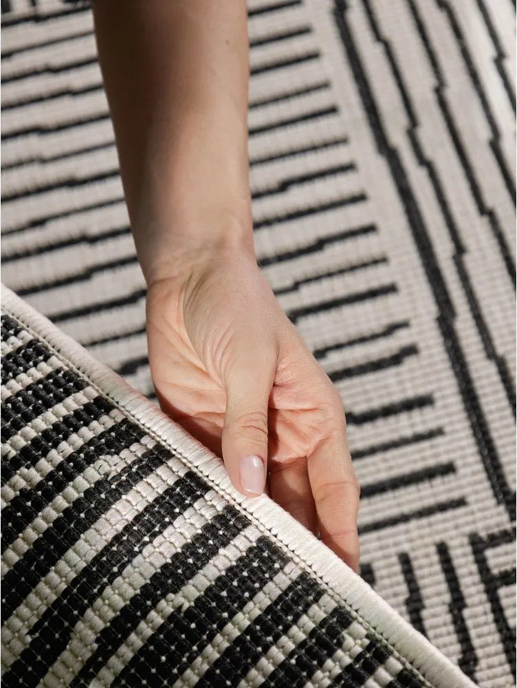 Czarny/kremowy dywan odpowiedni na zewnątrz 120x170 cm Haringey Nightingale – Ted Baker