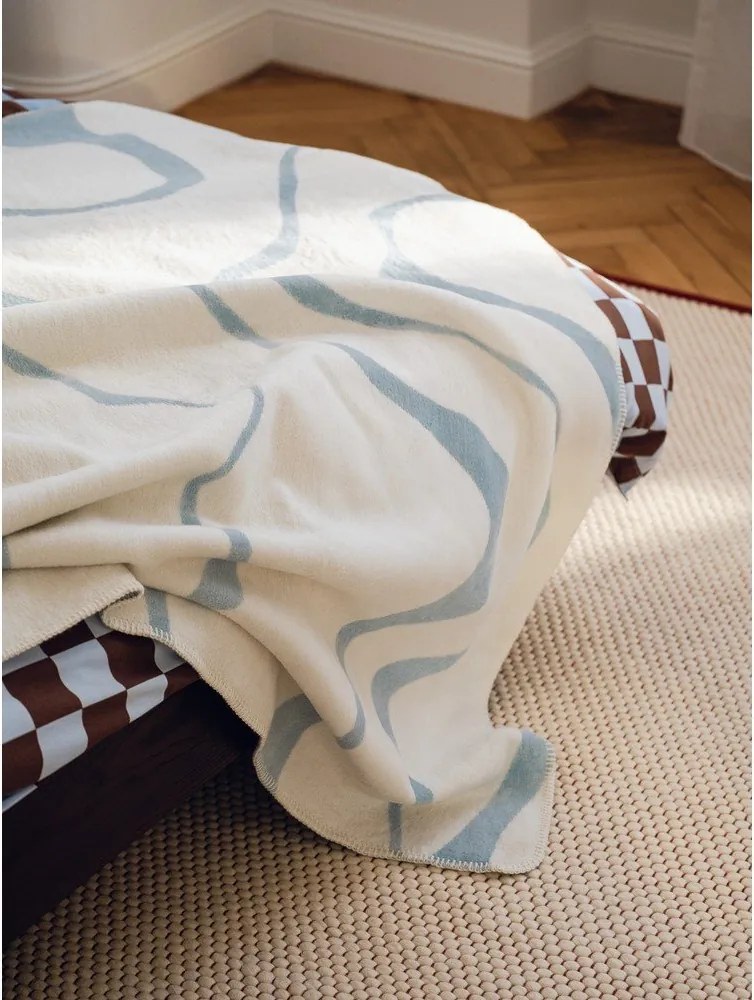 Niebiesko-kremowy koc 150x200 cm Felu – noo.ma