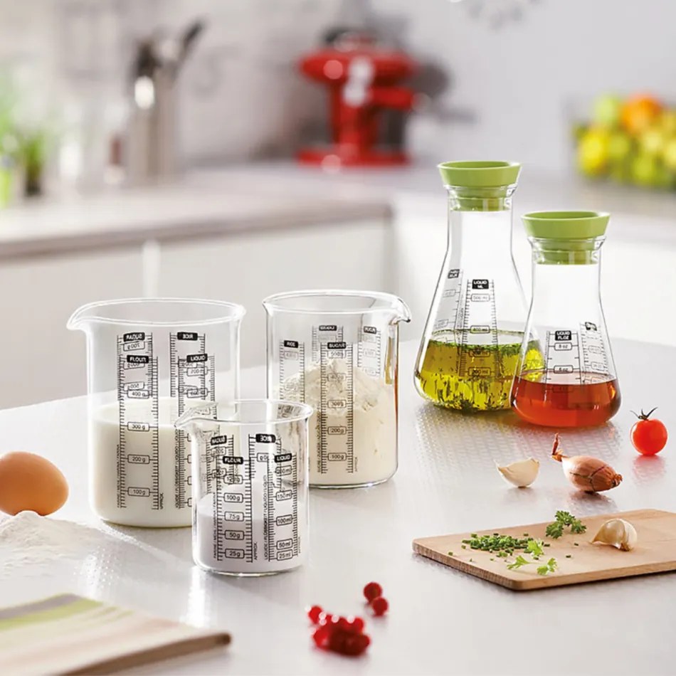 Szklany kubek pomiarowy Pyrex 0,75 l, 11 x 14 cm