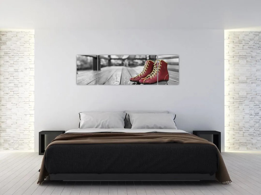 Obraz czerwonych starych wrotek (170x50 cm)