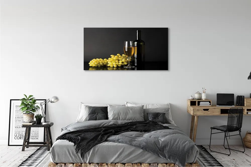 Zdjęcie na płótnie Wino W Towarzystwie Owoców
