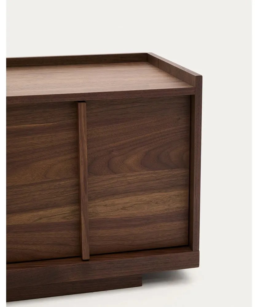 Brązowa szafka pod TV w dekorze orzecha 200x47x40 cm Onix – Kave Home
