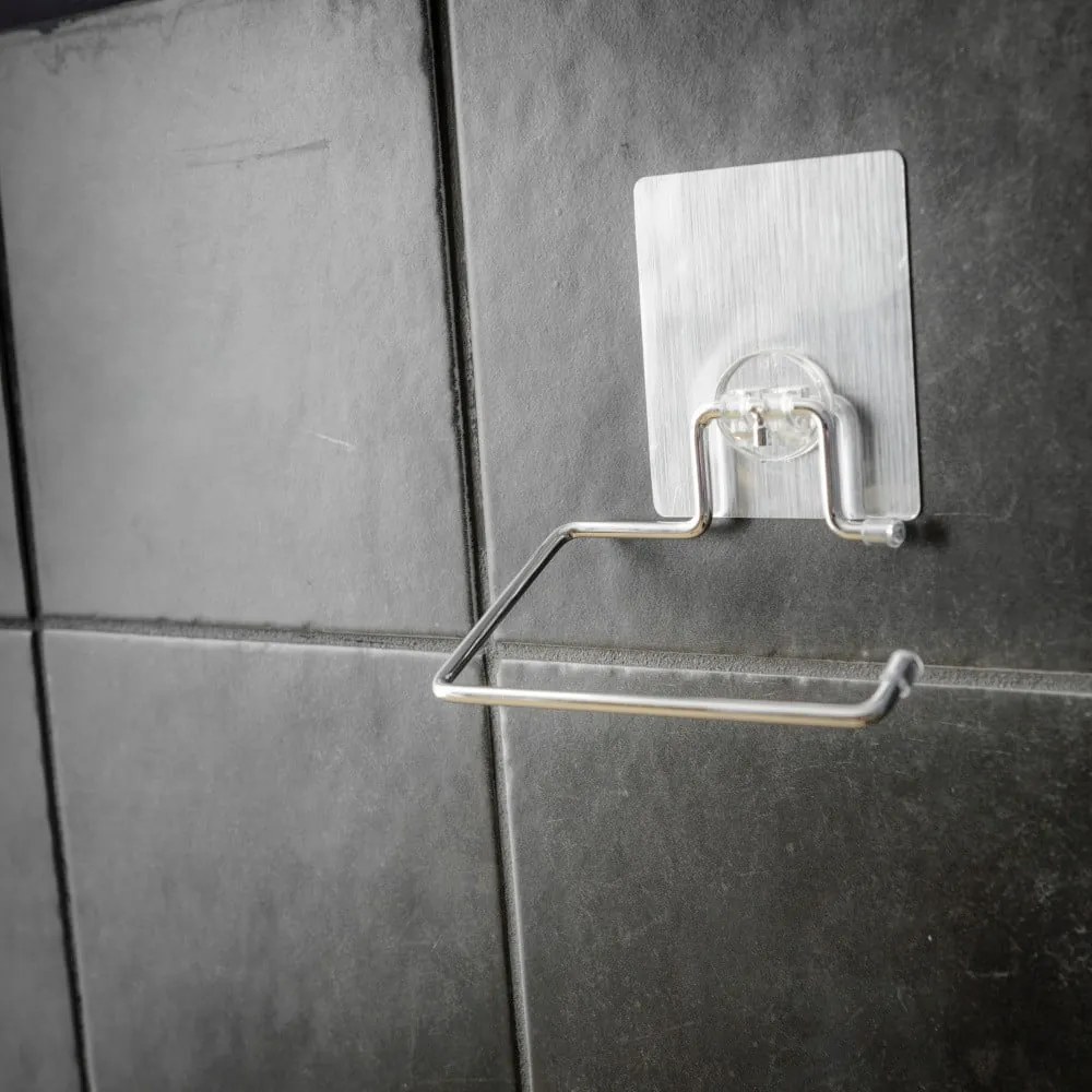 Uchwyt ze stali chromowanej na papier toaletowy Compactor