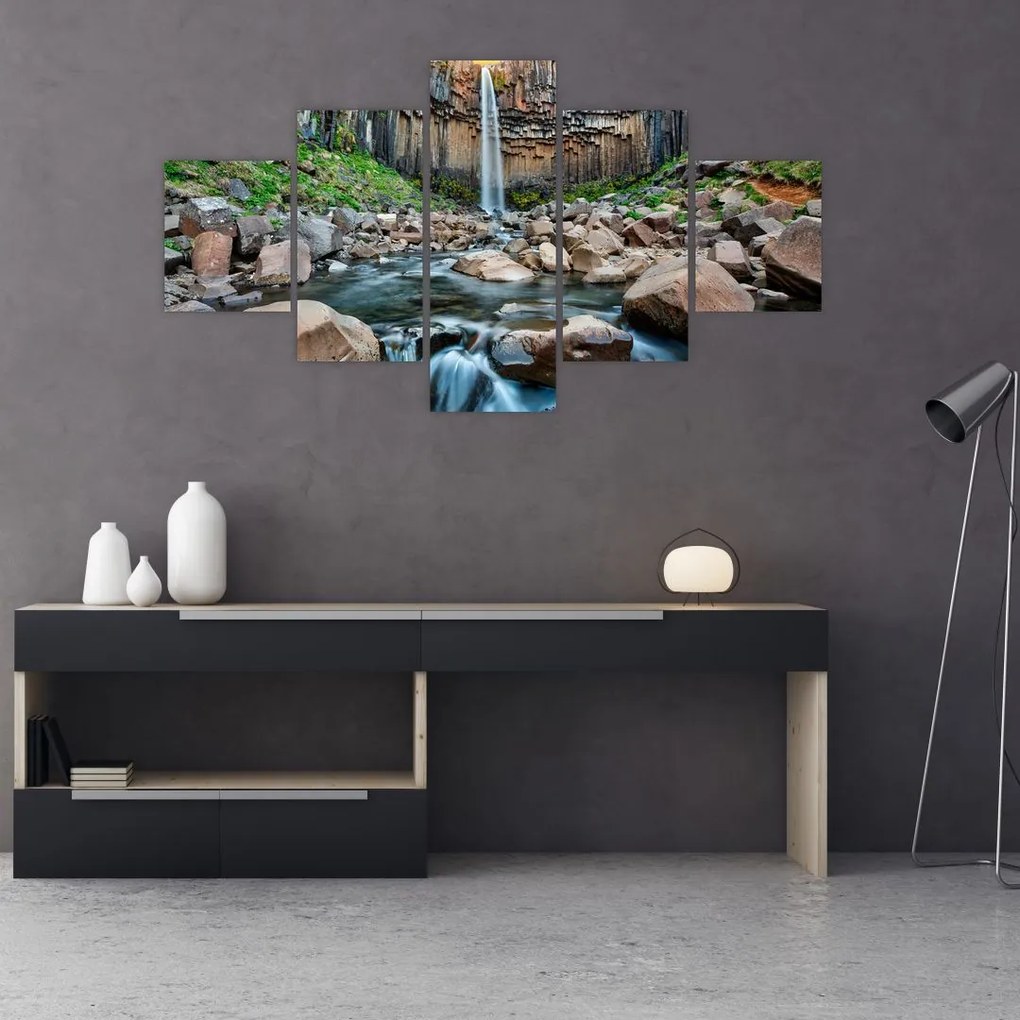 Obraz - Wodospad Svartifoss, Islandia (125x70 cm)