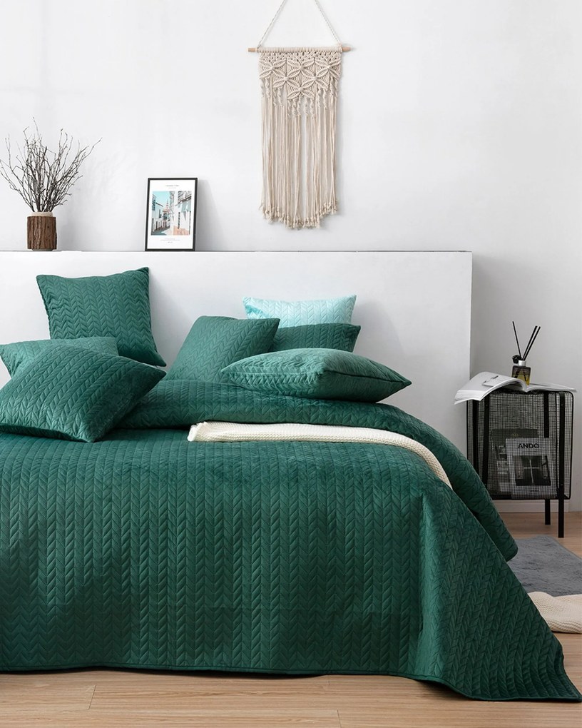 Narzuta na łóżko Silky Chic 220x240cm deep green