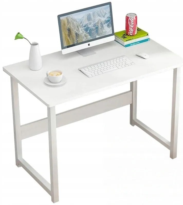 Białe biurko komputerowe w stylu skandynawskim do laptopa