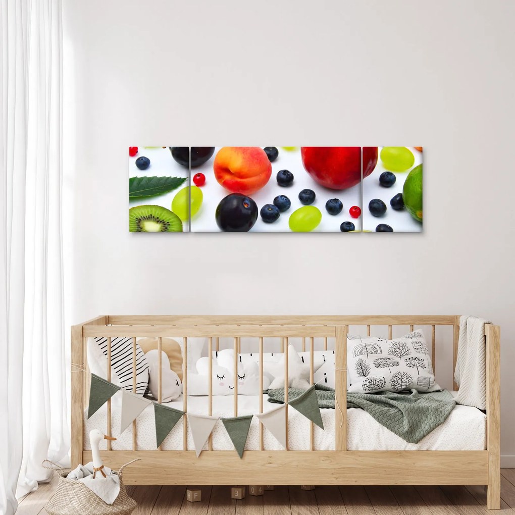Obraz owoców z kroplami wody (170x50 cm)