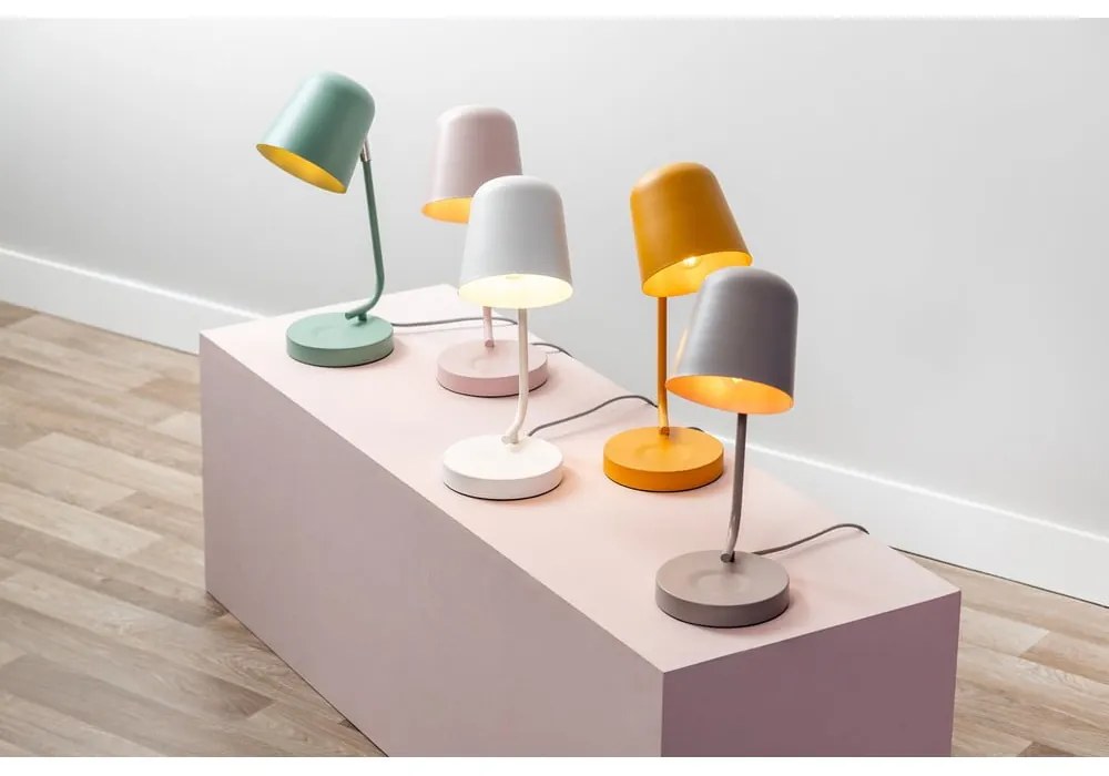 Różowa lampa stołowa (wysokość 38,5 cm) Encantar – Leitmotiv