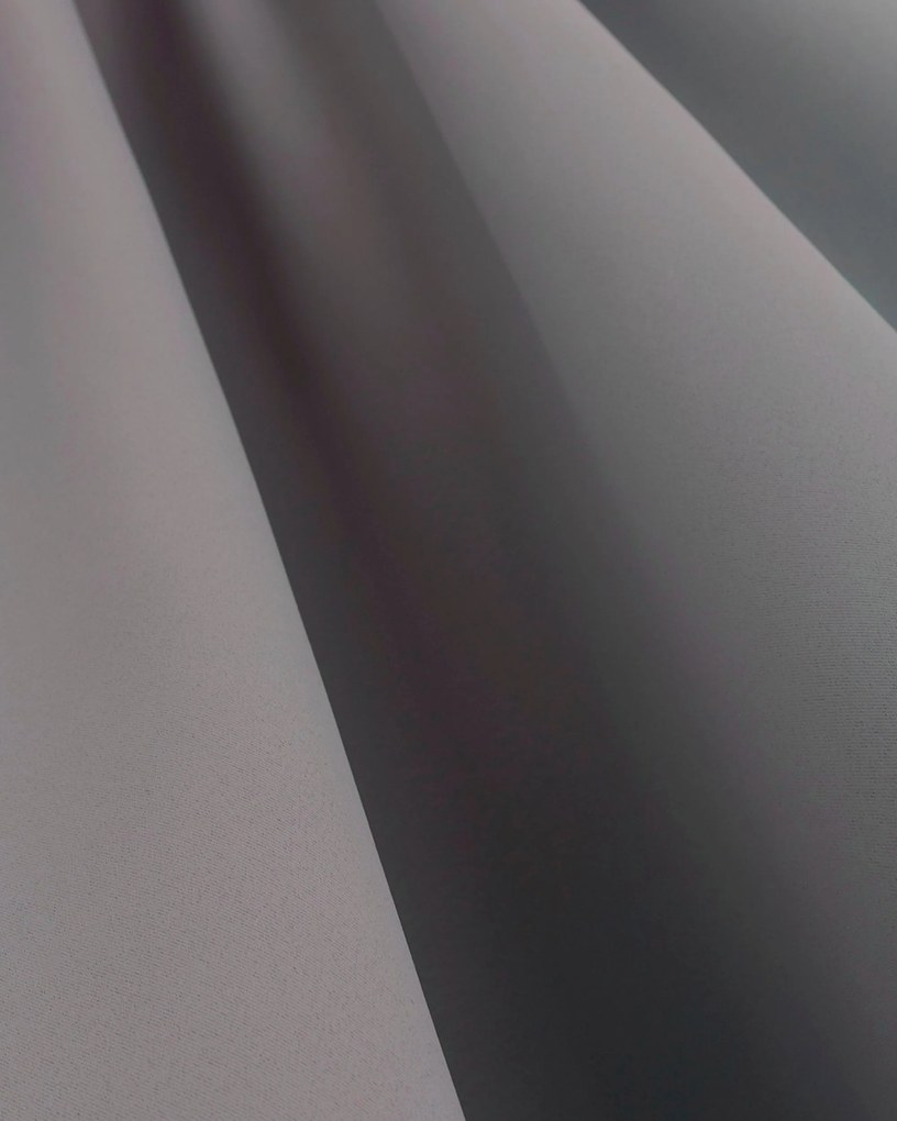 Zasłona zaciemniająca na taśmie marszczącej ciepły szary 140 x 280cm 1 szt.