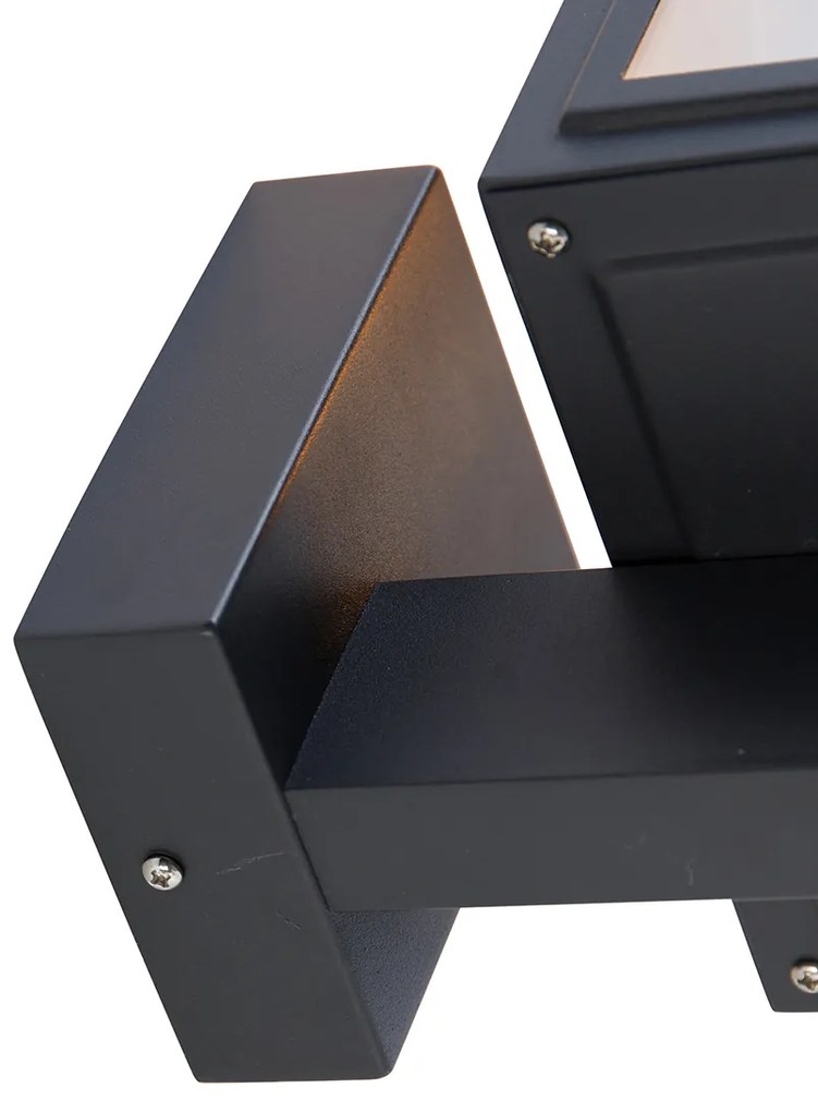 Zewnetrzna Inteligentna lampa ścienna szara w komplecie z inteligentną żarówką G95 - Sutton Up Rustykalny / Vintage Oswietlenie zewnetrzne