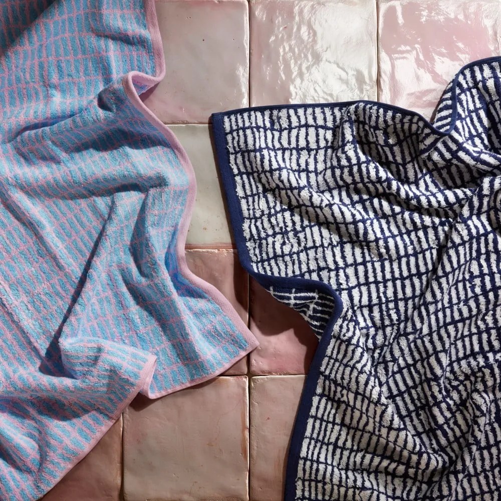 Niebieski/różowy ręcznik z mieszanki bambusa frotte 50x100 cm Nuance – JUNA