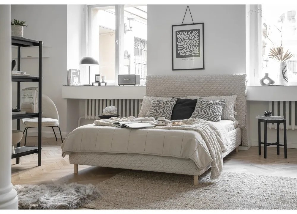Beżowe tapicerowane łóżko dwuosobowe ze stelażem 180x200 cm Sleepy Luna – Miuform