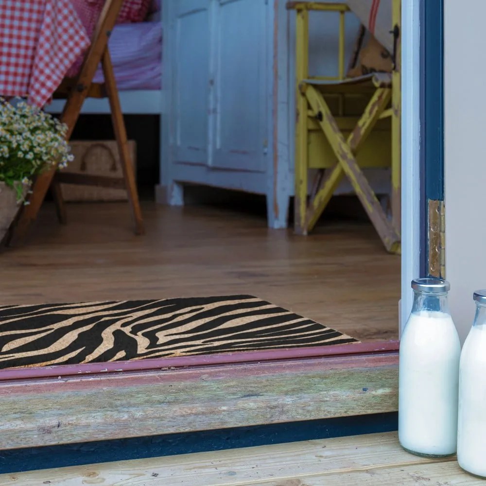 Wycieraczka z włókna kokosowego 40x60 cm Zebra – Artsy Doormats